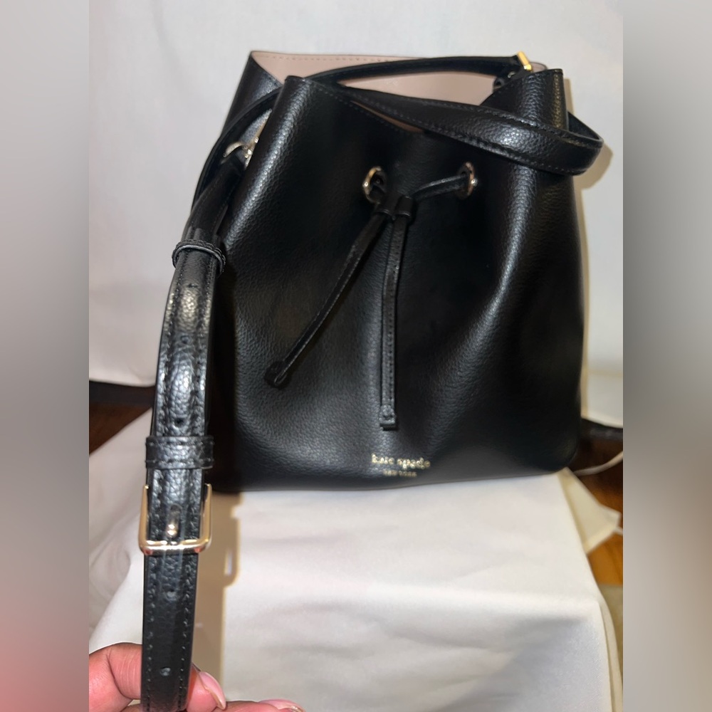 Kate Spade Black Leather Eva New York Bag - Picture 3 of 7